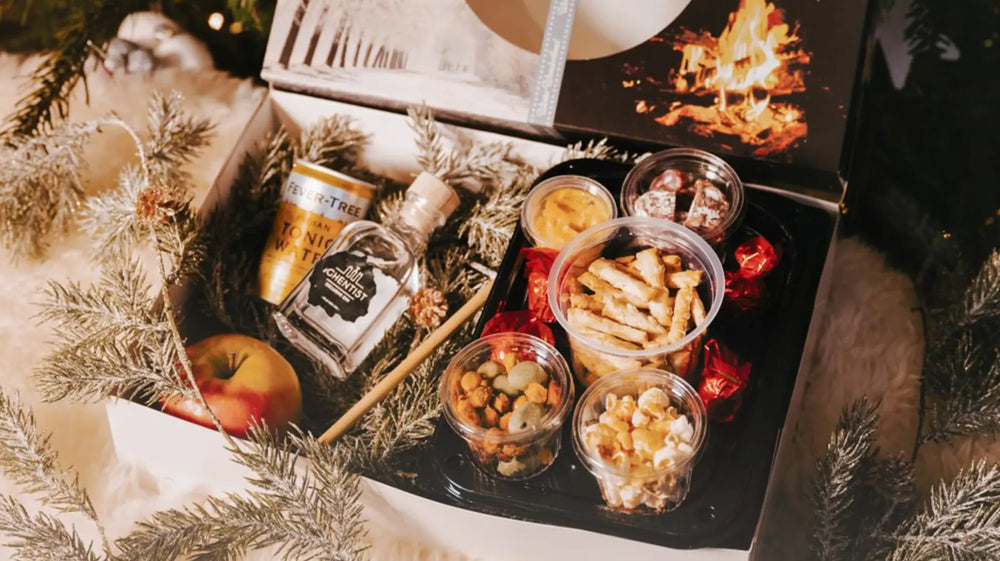 What's inside our apéro gin & tonic box?