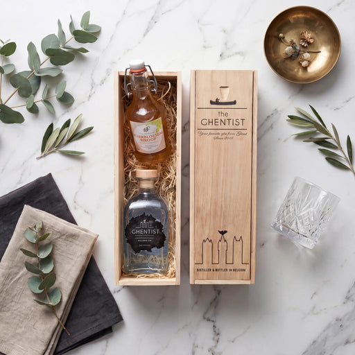 Cadeau Box Ghentist Blossom — houten kist met The Ghentist gin en vlierbloesemsiroop