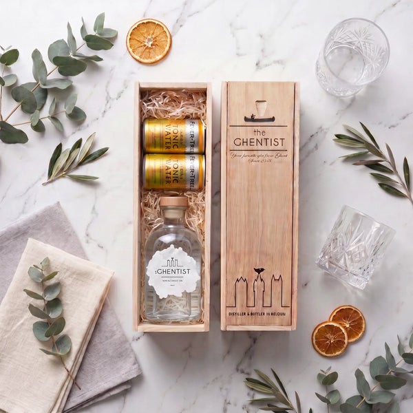 Cadeau Box Non-Alcoholic Enjoy — houten kist met The Ghentist Non-Alcoholic Gin en tonic